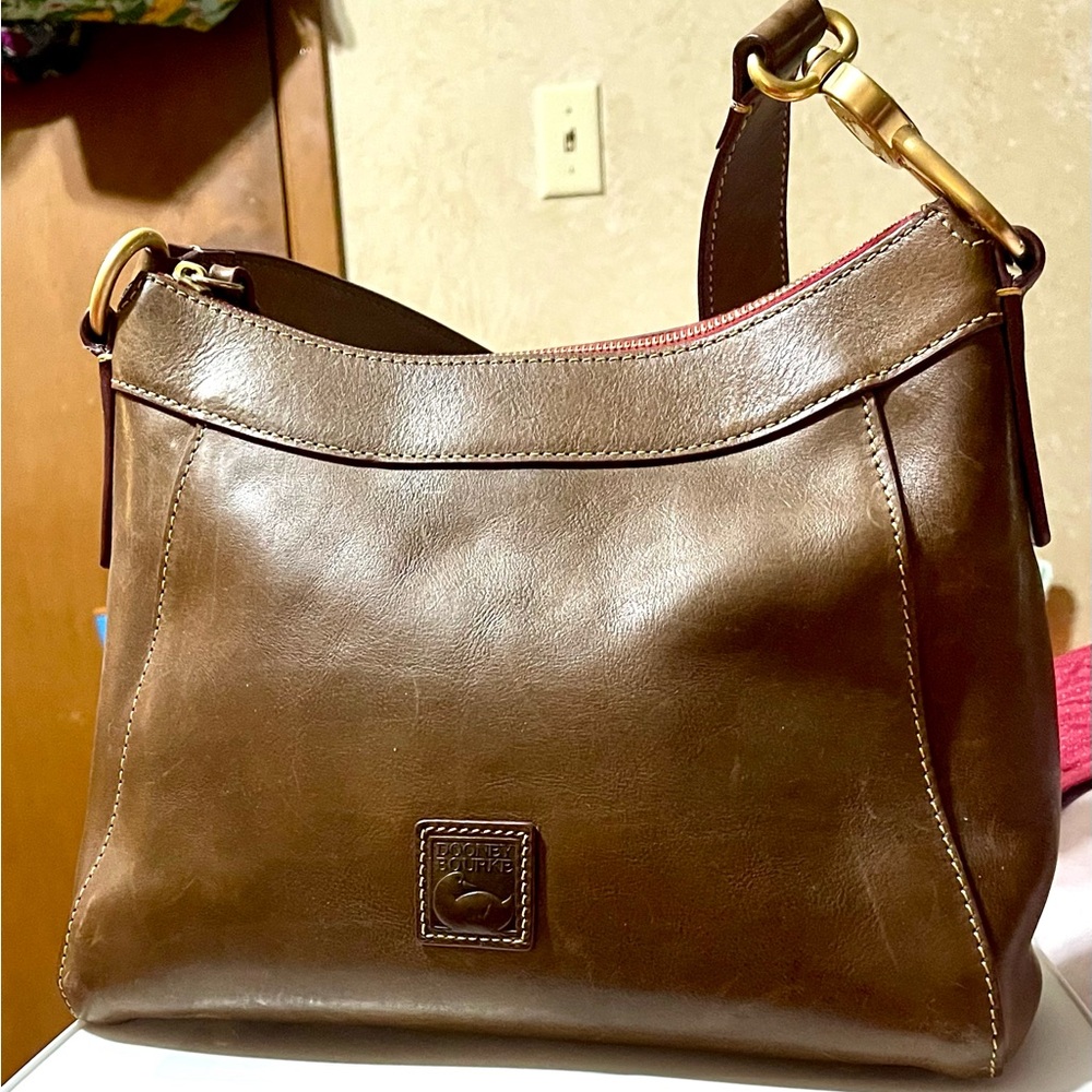 Dooney & Bourke Large Cassidy Chestnut Florentine Leather Shoulder Bag